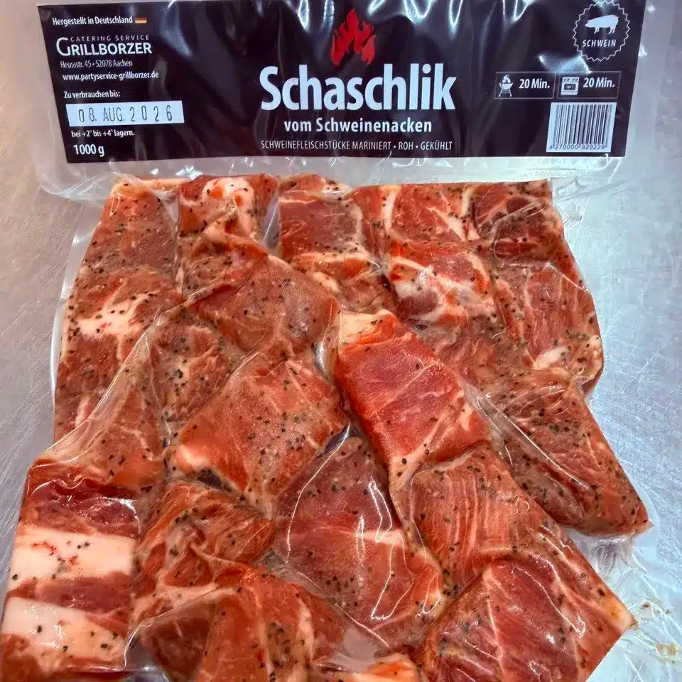 Schaschlik kaufen – mariniertes Schaschlik-Fleisch aus Schweinenacken, vakuumverpackt